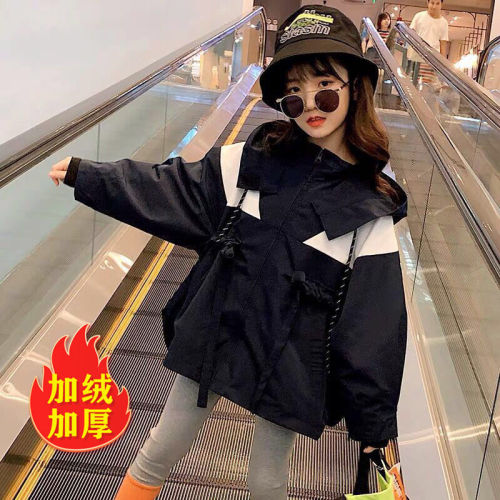 Girls' and children's clothes Plush windbreaker coat 2020 new children's winter clothes Korean casual jacket thickened Hooded Coat