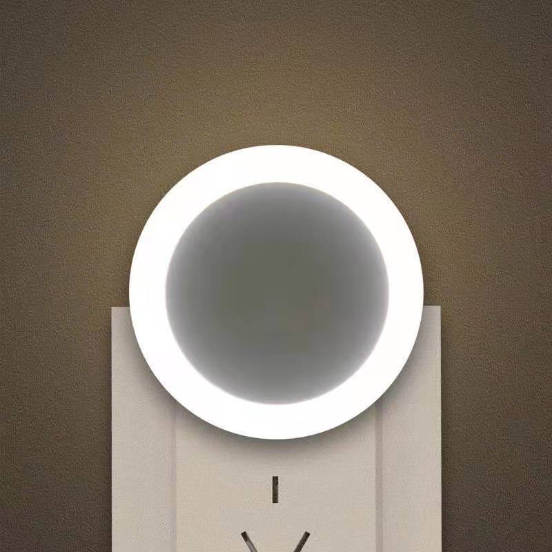 Light control induction small night light socket plug in night light bedroom LED light bedside night light feeding light energy saving lamp