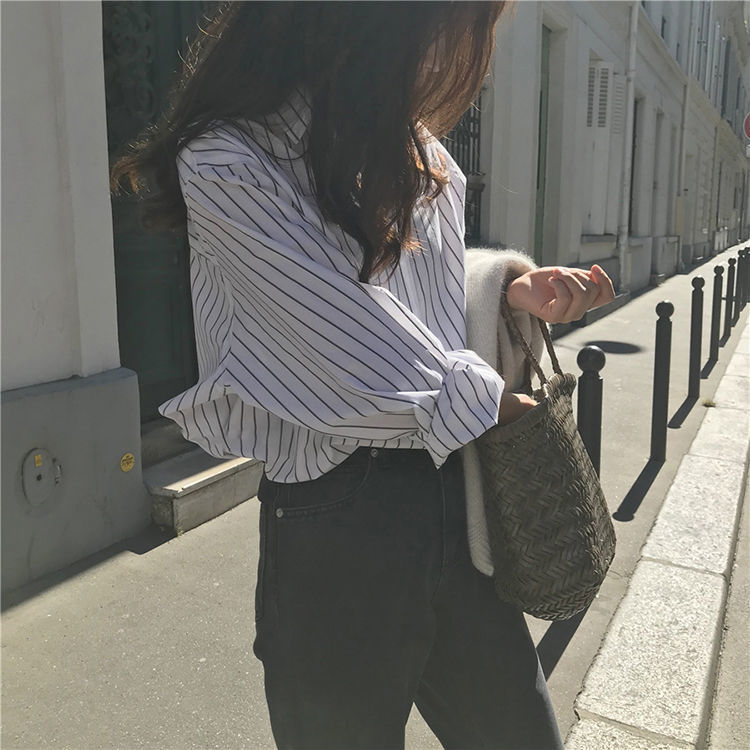 Design sense small group loose casual simple versatile vertical stripe long sleeve thin sunscreen Shirt Top Women