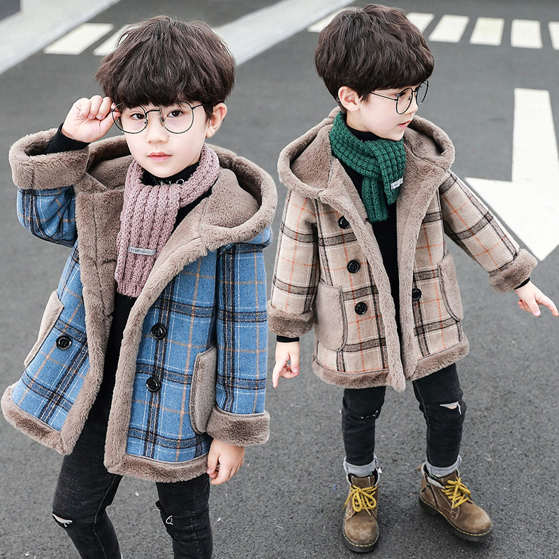Boys' woollen coat autumn and winter new children's coat woolen cloth thickened foreign style Plush medium length windbreaker winter fashion