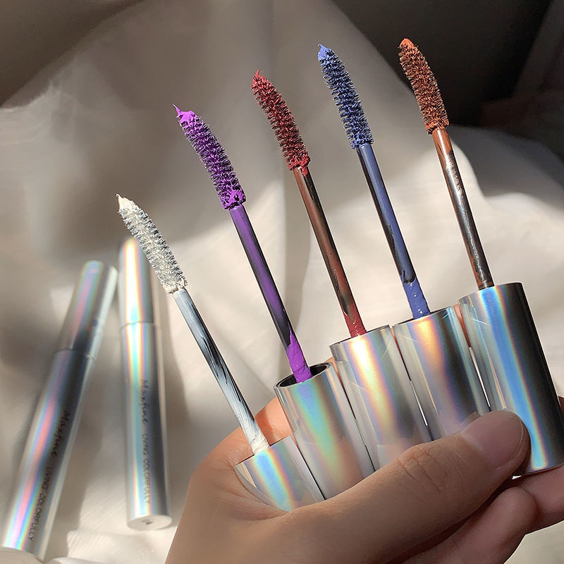 Laser tube color mascara is long, thick, waterproof, sweat resistant, natural, durable, curling and not easy to fly legs.