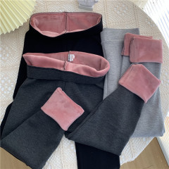 Korean girl's legs show thin, tight and high waisted, wear plush and thick warm Leggings