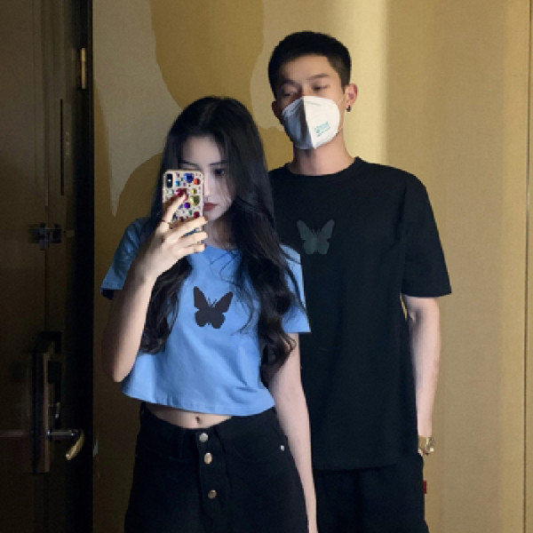 (short version 7.5 × regular version 9 yuan) Korean version net red reflection butterfly slim high waist short purple top trend