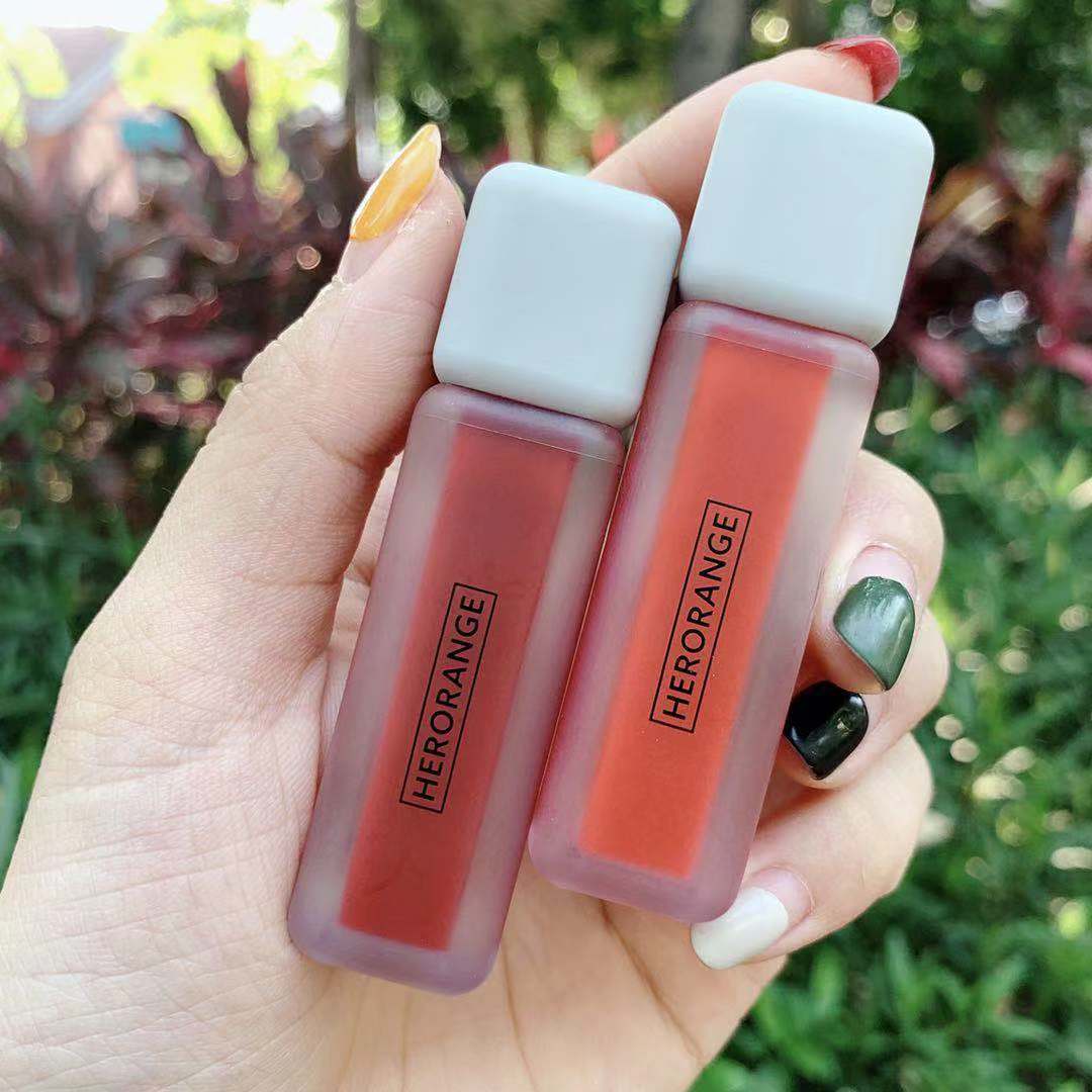 Student velvet small grey cap Lip Glaze carrot Caramel red brown white haze lipstick