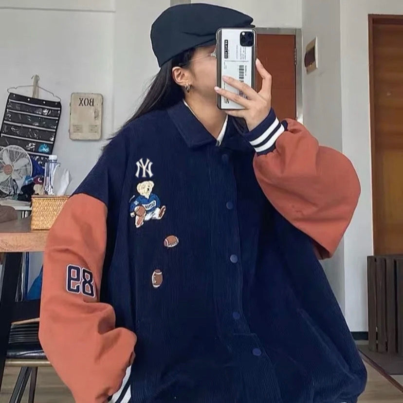Retro color contrast couple jacket men and women 20 autumn / winter new Korean loose BF Japanese bear Baseball Jacket fashion