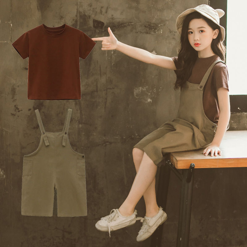 Girls' summer suit 2019 new middle school children's short sleeve children's fashionable two piece set girls' foreign style Suspenders