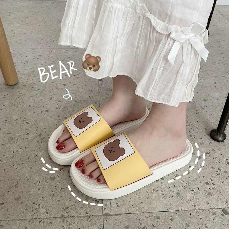Slippers female summer wear net red Student Korean sandals women's home antiskid latest summer ins sandals