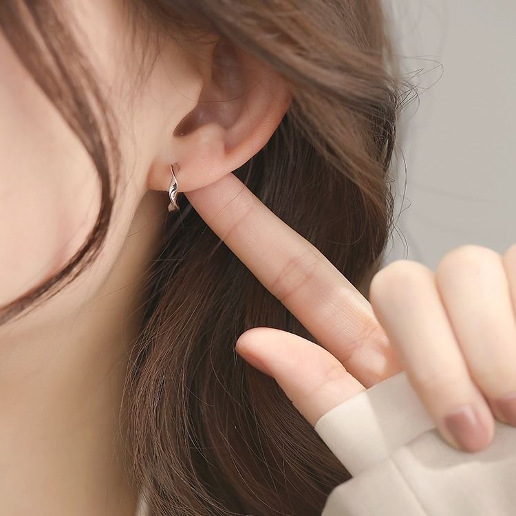 Silver Mobius earring 925 ear button female pure silver earring not to be taken off for sleeping new fashion ear buckle