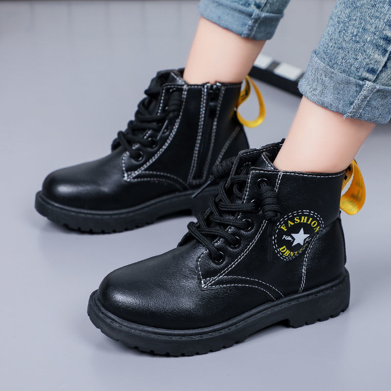Children's warm Martin boots boys and girls winter waterproof leather cotton shoes boys and girls Plush thickened soft soled antiskid short boots