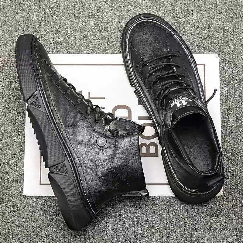 Men's shoes new autumn and winter shoes men's mid top Plush Martin boots men's Korean fashion versatile men's warm board shoes