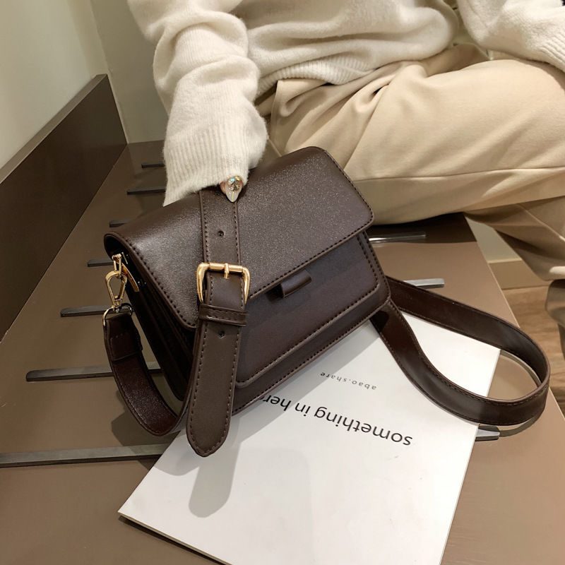 Solid color bag women's autumn 2020 new Korean fashion simple wide shoulder strap cross shoulder bag small square bag large capacity