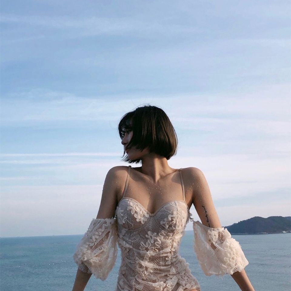 Korean sexy swimsuit women's lace thickened long sleeve new net red size chest steel hold together cover belly show thin swimsuit