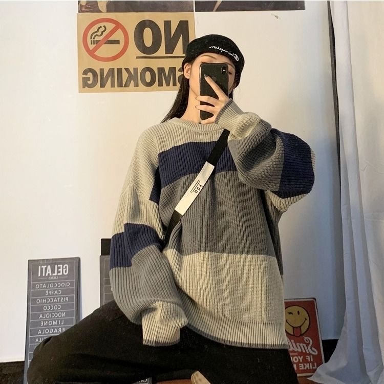 Korean new round neck color matching sweater for female students relaxed and lazy style