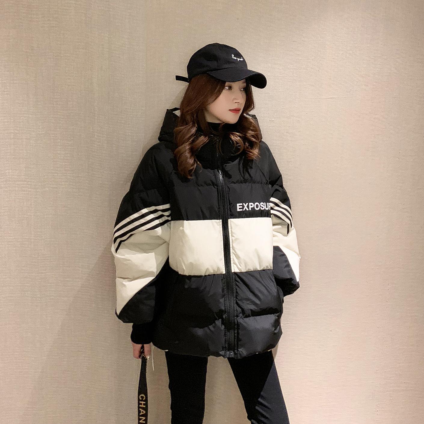 Down jacket for women in winter of 2020