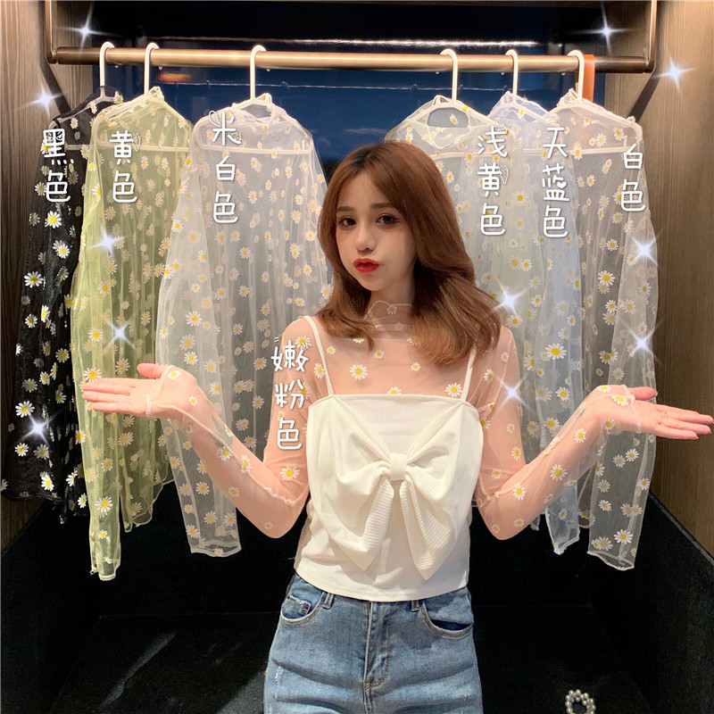 Take a real picture of elegant little Daisy net yarn long sleeve T-shirt for women loose Korean sun protection and bottoming
