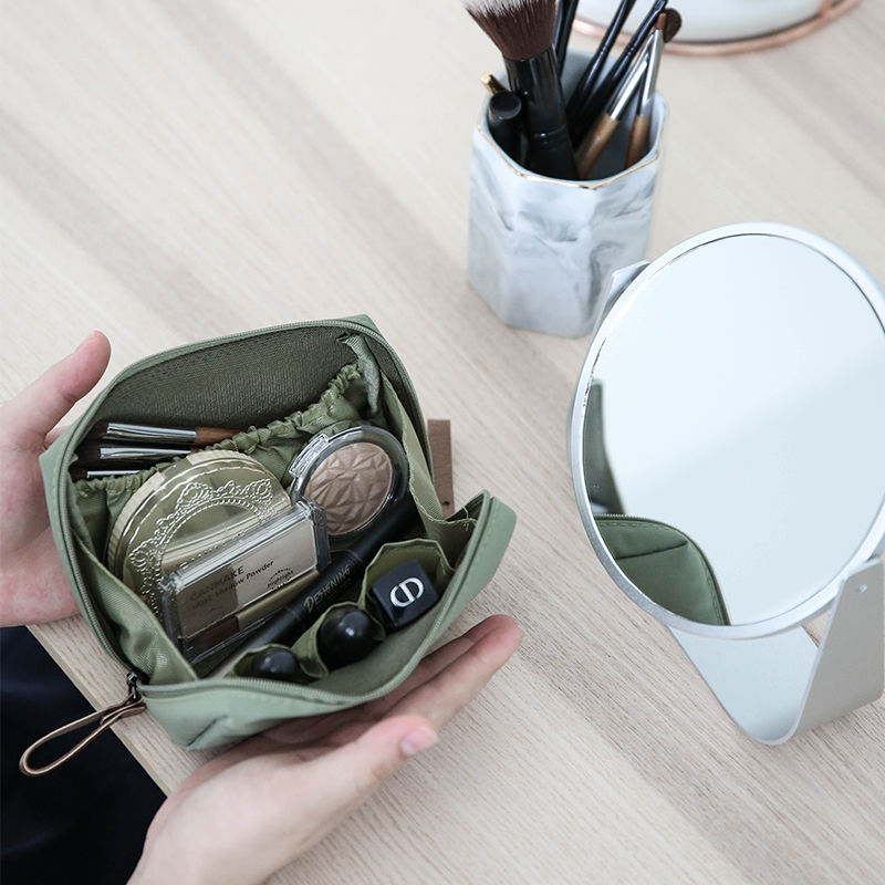 Net red make-up bag women's portable Cosmetics Lipstick portable mini mini mini
