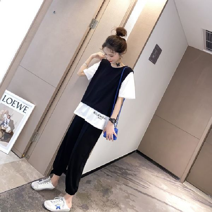 Sports and leisure suit women's new year's new fake two piece short sleeve top binding feet Harlan pants summer two piece set