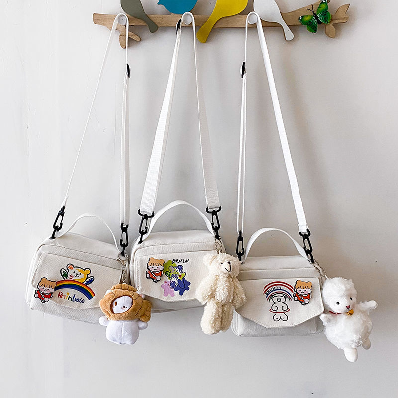 Korean bear girl's messenger bag