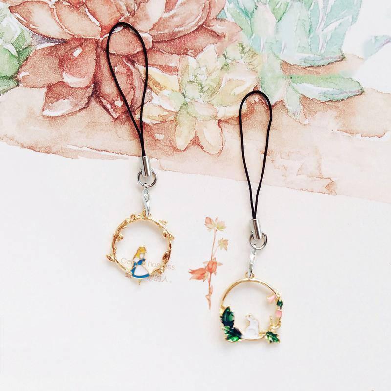Super cute Pendant New garland girl heart mobile pendant cute creative U disk hanging rope chain short pendant super