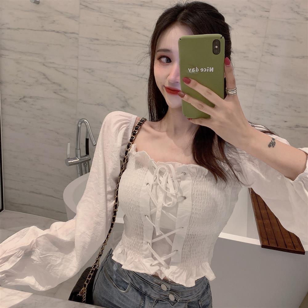 Net red chiffon shirt women's foreign style early spring new Korean short one line shoulder top sweet super fairy Long Sleeve Shirt