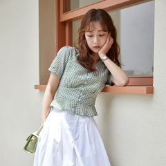 Photo of new grass green French retro V-neck short sleeve shirt for 2021 summer dress