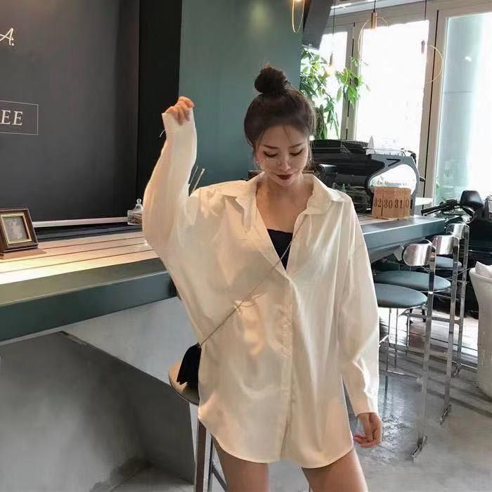 Autumn new Korean loose Long Sleeve Striped Shirt female student design sense minority retro shirt