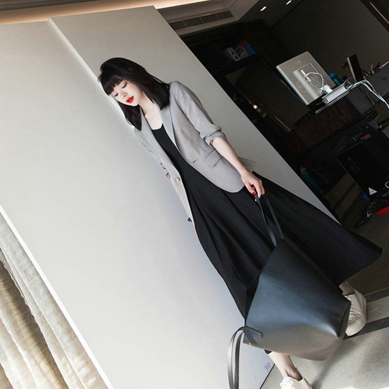 Women's fashion two-piece suit with large and large size, age reducing and slim suit coat + suspender dress suit for women