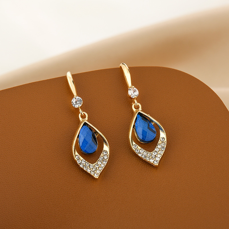 Real shot 925 Tremella hook blue crystal water drop retro Diamond Earrings temperament earrings earrings