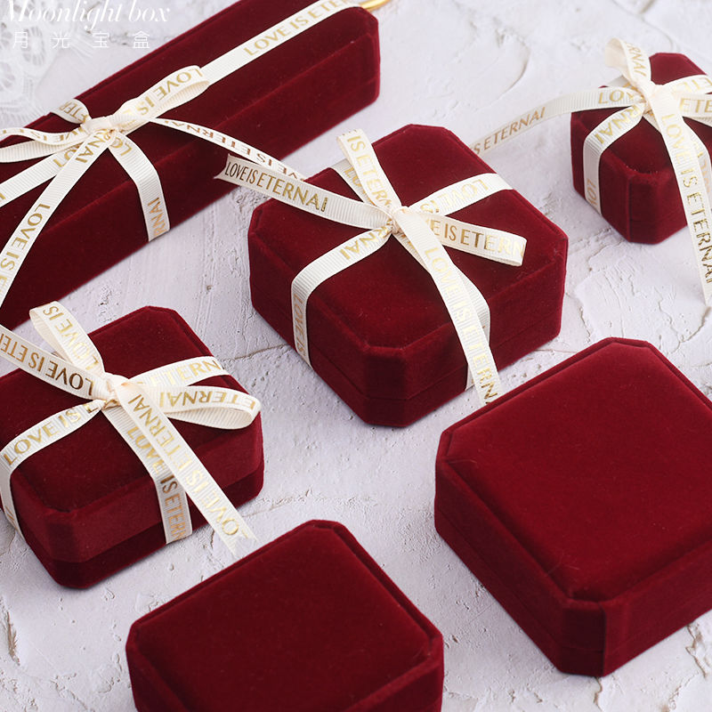 Burgundy red antique Velvet Jewelry Box pearl treasure box jewelry packing box necklace earring bracelet ring bracelet box
