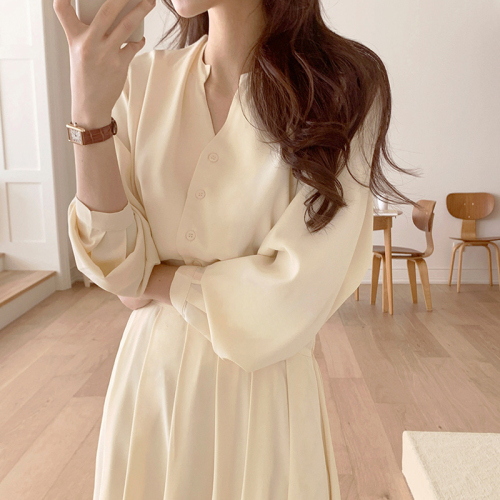 Korean elegant temperament V-neck medium length pleated waist show thin solid color dress