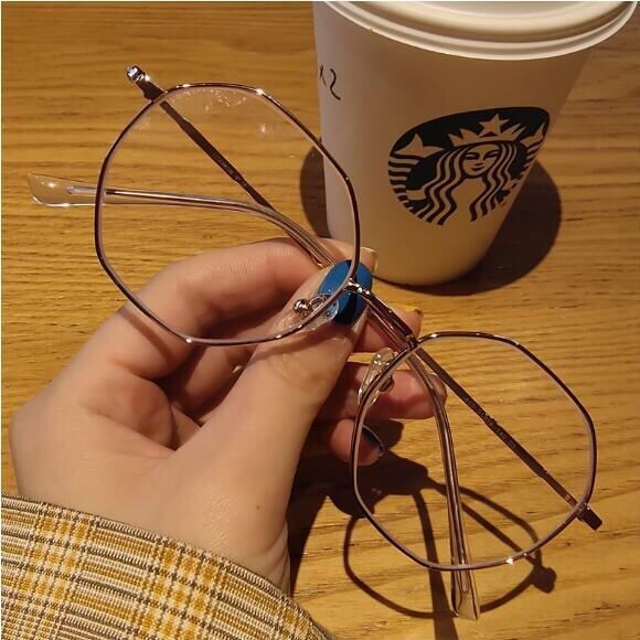 Korean student trend polygonal myopic glasses frame net red the same type of female power glasses without power flat lens