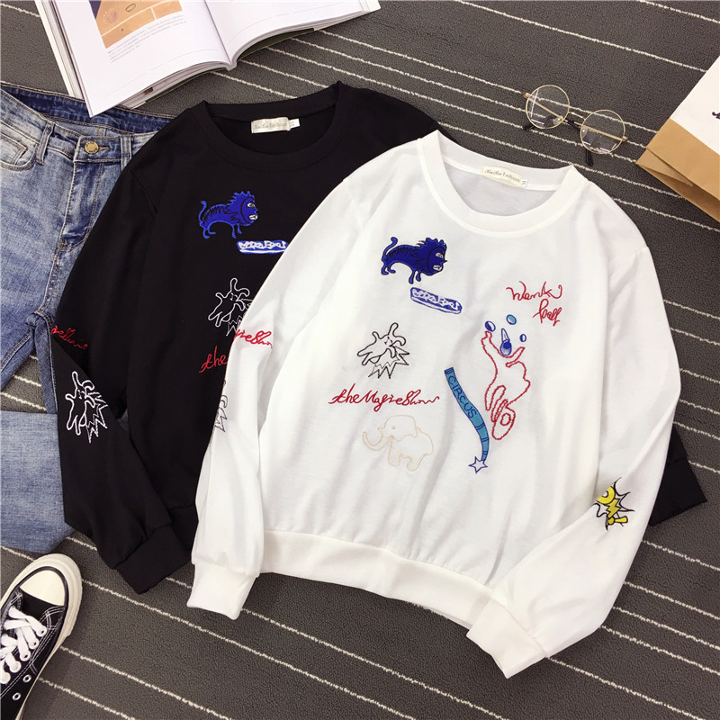 Special price early spring New Song Jia star same cartoon embroidery Korean version loose cover thin sweater woman