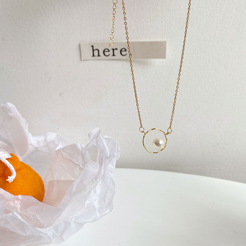 Niche design geometric pearl necklace women's new fashion in 2020 cool wind net red temperament simple clavicle chain
