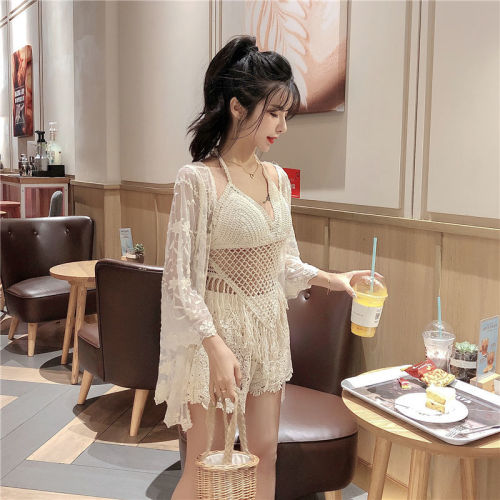 Three piece cut-out cardigan jacket + suspender temperament hot spring swimsuit + shorts fairy fashion suit small chest show thin