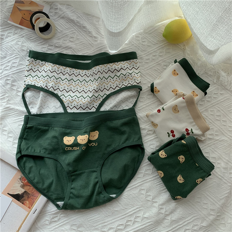 Korean girls' dark green bear cherry mid waist cotton underpants 5 Pack
