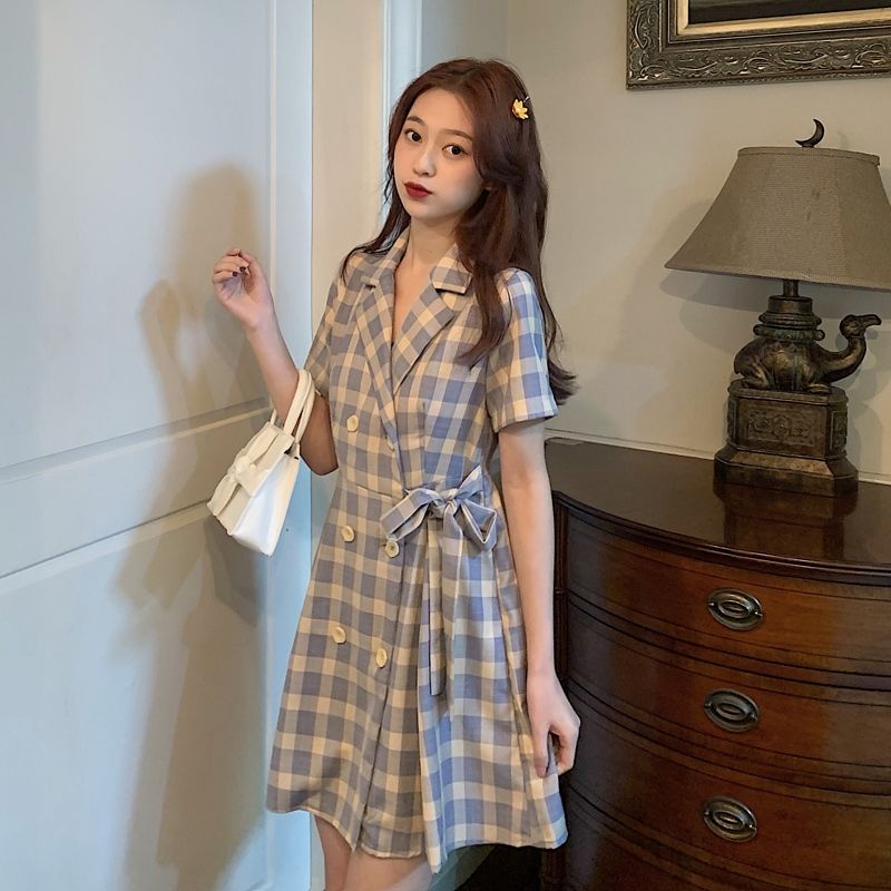 Summer new style small and fresh, small and tall, waist slim, suit collar check temperament short sleeve dress women's wear