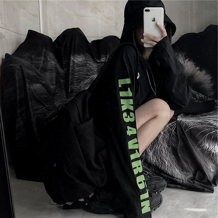 2021 new long sleeve t-shirt female student Korean version loose Harajuku Couple Dress ins printed BF style top fashion autumn