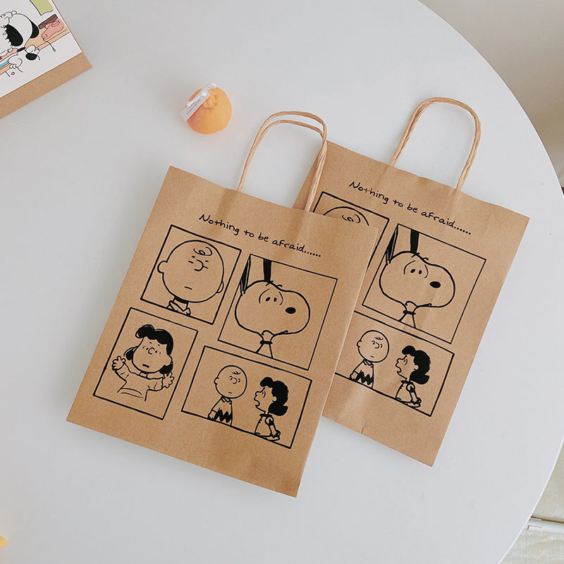 Japanese ins log color kraft paper bag Snoopy Charlie cartoon style handbag Nordic style gift bag