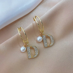 925 silver needle Korea East Gate d letter Pearl Earrings Fashion temperament earrings earrings earrings earrings earrings earrings female