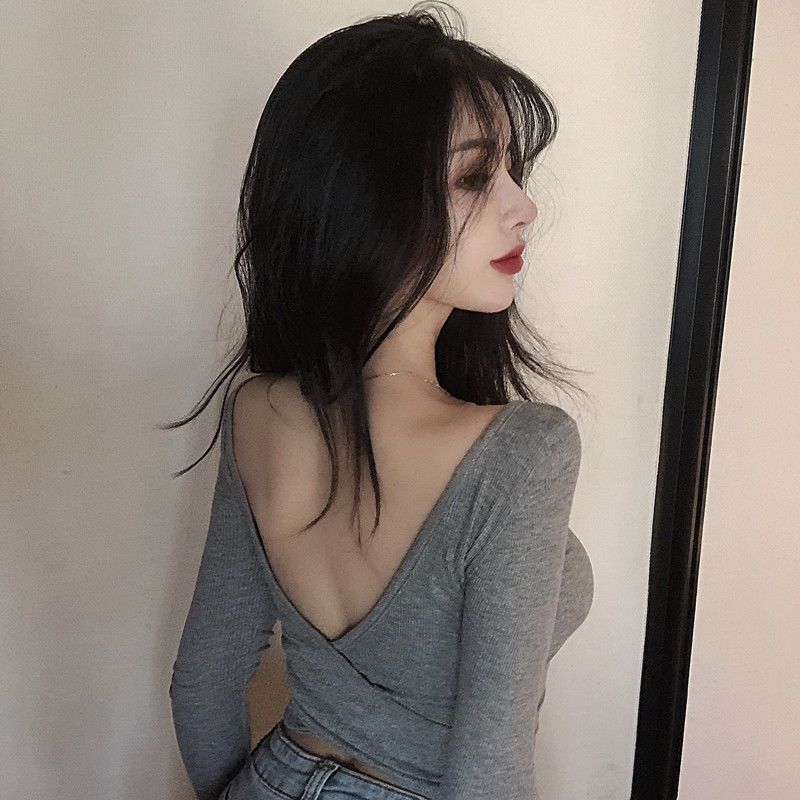 Spring and autumn net red anchor: high waist, thin and tight, big open back, low cut, short style, two long sleeve T-shirt, female T-shirt