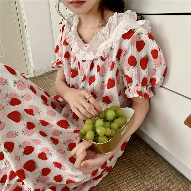 Real price Korean version comfortable all cotton sweet strawberry lace home clothes pajamas dress