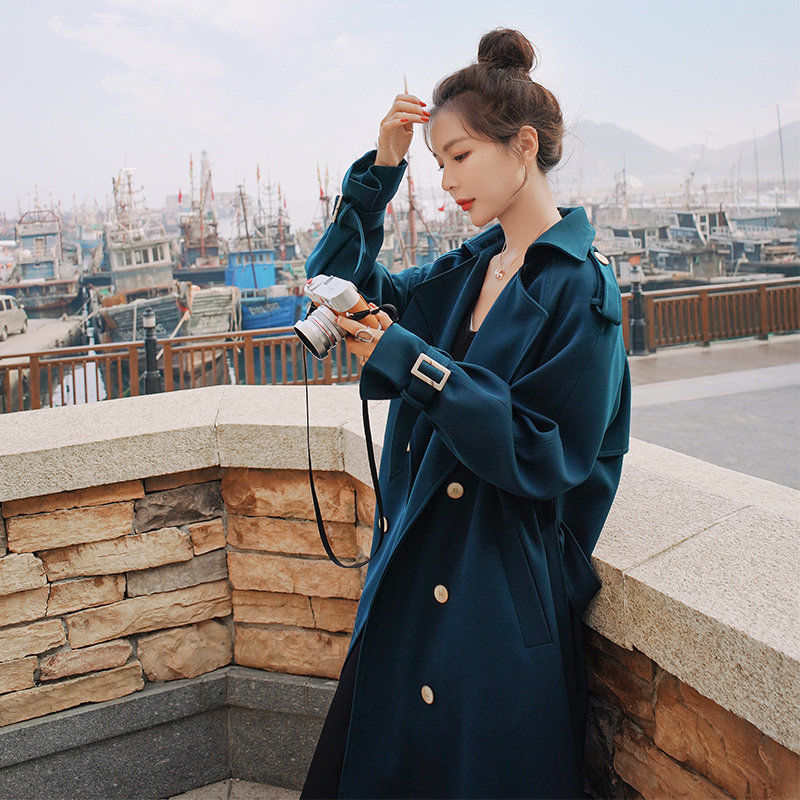 Windbreaker women's long small 2021 spring and Autumn New Retro Hepburn high end versatile over the knee jacket trend