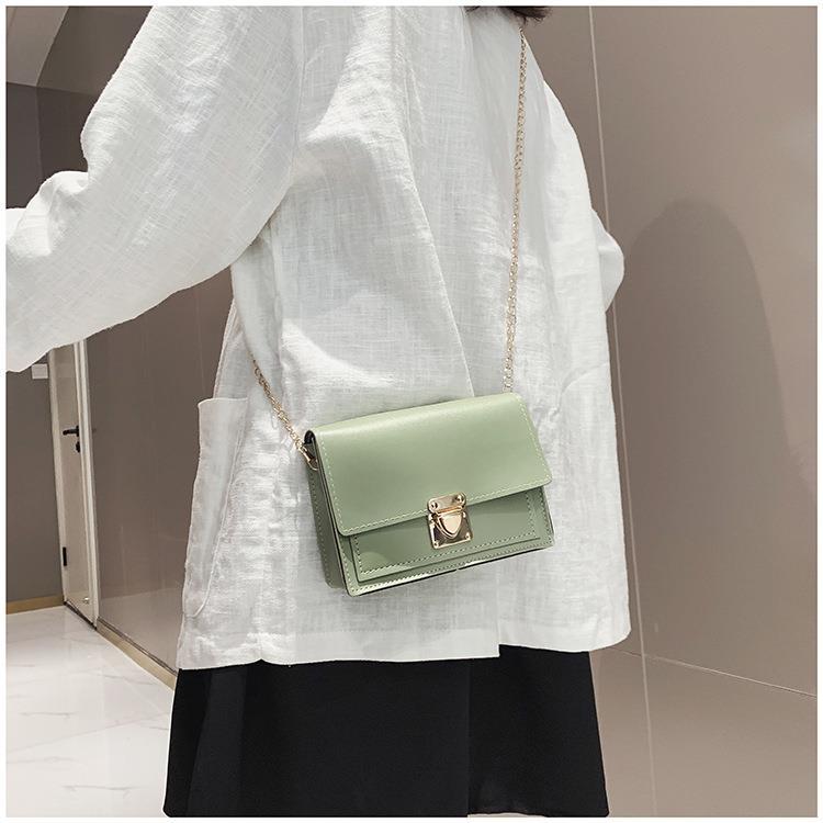 Advanced sense bag straddle bag foreign style bag Korean female student chain small square bag new style messenger bag