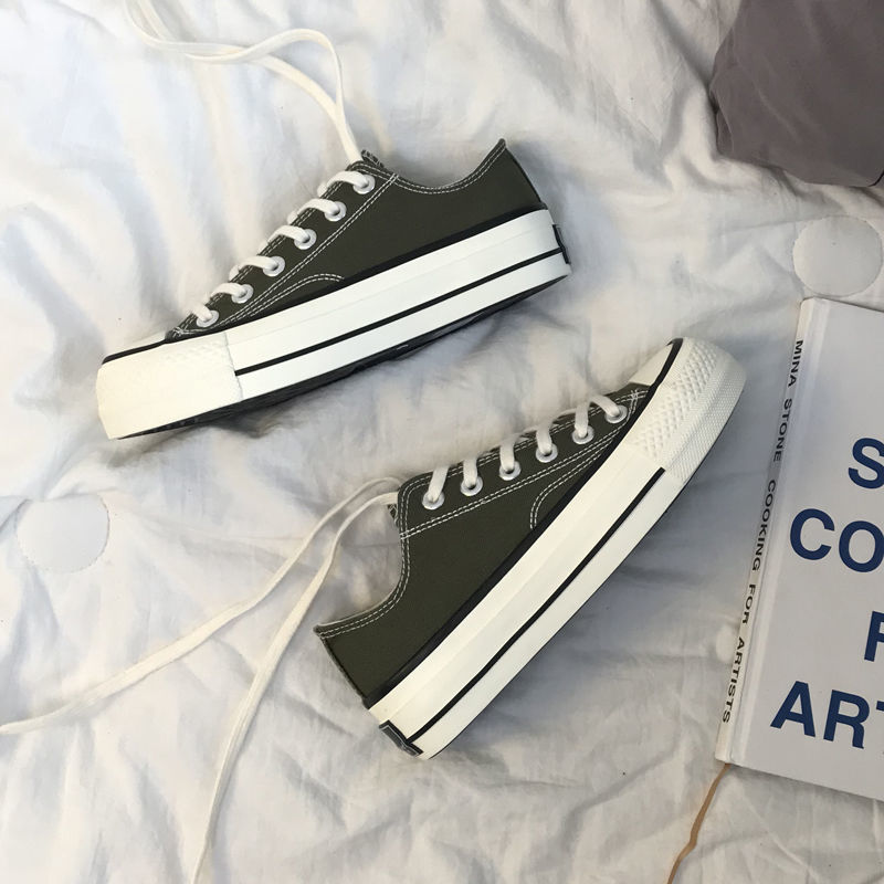Canvas shoes women's summer versatile small white shoes low top White Retro Hong Kong style board shoes new black shoes children