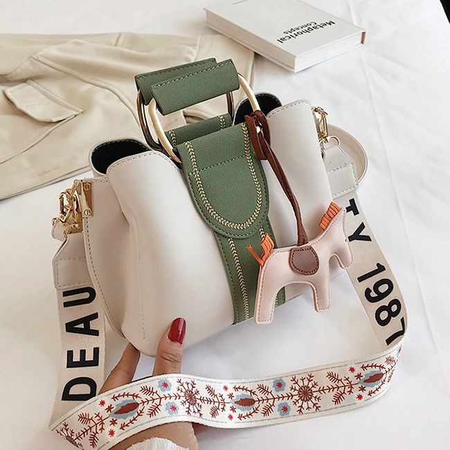 Women's bag fashion atmosphere 2021 new fashion Korean versatile messenger bag wide shoulder strap fashion handbag bucket bag women's bag
