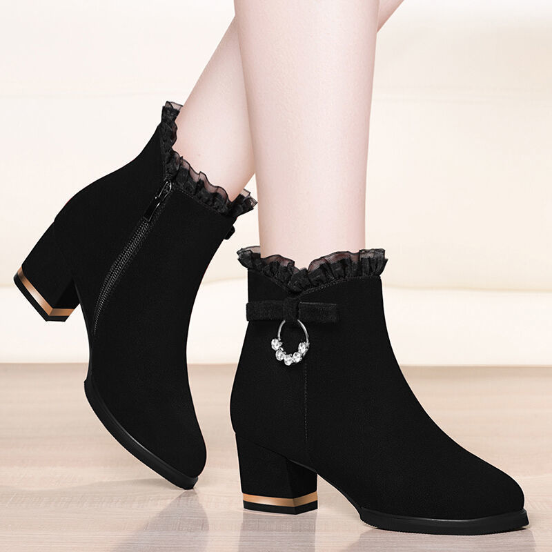 Suede short boots thick heel women's boots autumn winter new Korean versatile side zipper Plush women's shoes middle heel bare boots