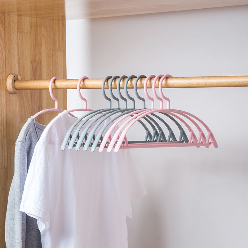 No trace coat hanger hanging clothes with wide shoulders hanging clothes for adults non slip clothes hanging plastic clothes drying rack students hanging clothes shelf