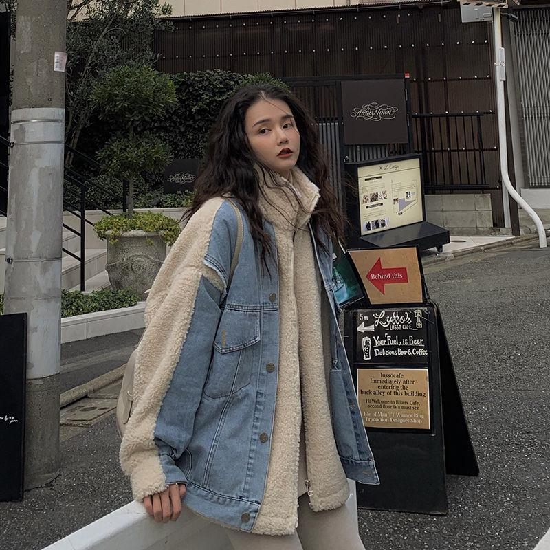 Lambskin stitched denim coat 2020 winter new Korean version ins Hong Kong Style Plush thick cotton padded women fashion