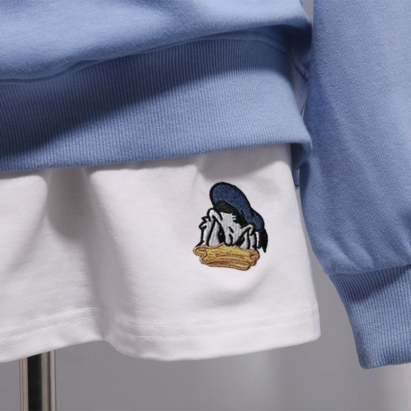 The new Korean version of bodyguard bottom skirt artifact bottom hem with white edge to fold the skirt