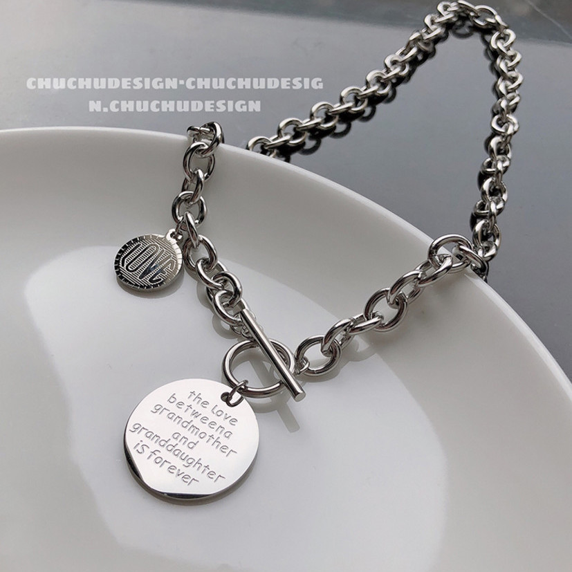 Light luxury niche design sense sweater Necklace men's fashion hip hop clavicle chain simple sweater chain long accessories